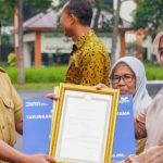 Sekda Moh.Zen Lepas PNS Purna Tugas dan Serahkan SK Kenaikan Gaji PPPK Kabupaten Tasikmalaya