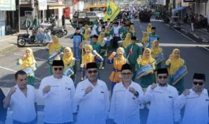 Pelepasan Karnaval pada Acara Pelantikan PCNU Kota Tasikmalaya dan Harlah 101 Tahun NU
