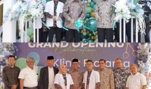 ----- -1 Sekda Kota Tasikmalaya Hadiri Grand Opening Klinik Pratama Rahayu