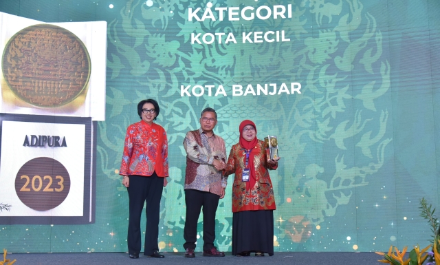 Raih Adipura 2023 Kategori Kota Kecil, Pj. Walikota Terima Kasih Masyarakat Banjar.