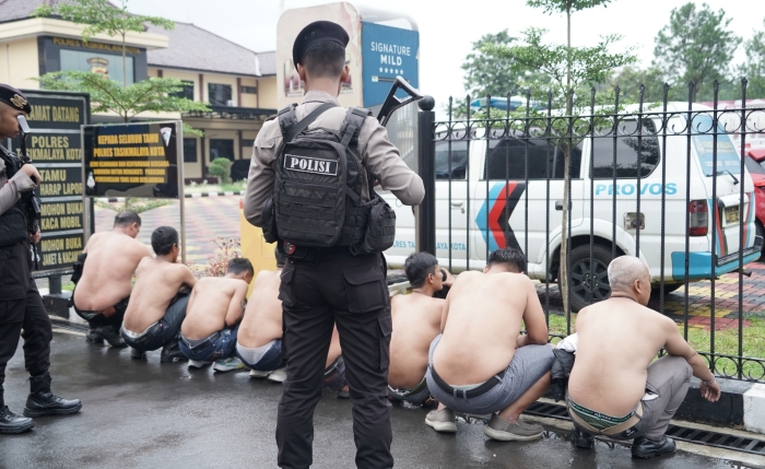 GERCEP: Polres Tasikmalaya Kota Amankan 13 Oknum Ormas, Keroyok Satpam di Kantor ACC  Asia Plaza