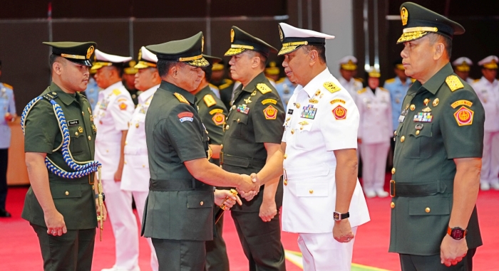 Panglima TNI Pimpin Sertijab Irjen TNI, Danjen Akademi TNI, Kabais TNI dan Aslog Panglima TNI