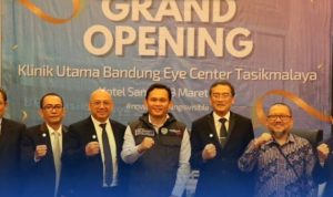 ---- 1-down-crop-side Pj Walikota Hadiri Grand Opening Bandung Eye Center Tasikmalaya