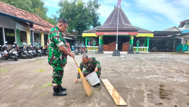 Kantor Desa Gedongan Dipersiapkan Untuk Transit Upacara Penutupan TMMD Kodim Sragen