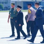 Panglima TNI Lepas Keberangkatan Presiden RI  ke Australia Dalam Rangka KTT Asean- Australia