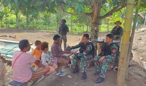 Satgas Yonif 122/TS Berikan Pelayanan Kesehatan Gratis Kepada Masyarakat Papua
