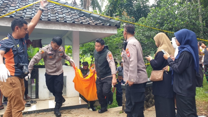 Mayat Pria Tanpa Identitas di Kecamatan Sukaresik,Polres Tasikmalaya Kota Lakukan Evakuasi dan  Penyelidikan