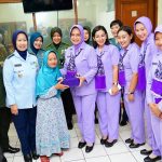 Ibu Raksa Tri Anggana Tantri Dan Wanita TNI Gelar Bhakti Sosial Di Panti Jompo