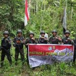 Jaga Kedaulatan Negara, Satgas Pamtas RI - PNG Yonif 122/TS Gelar Patroli Patok MM 2.2 di Perbatasan Indonesia - Papua Nugini