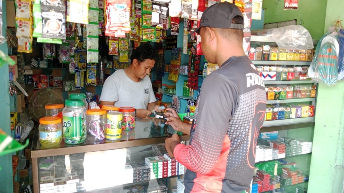 Warung Pak Hendra Makin Laris Sejak TMMD Ke - 120 Kodim 0726/Sukoharjo Dibuka