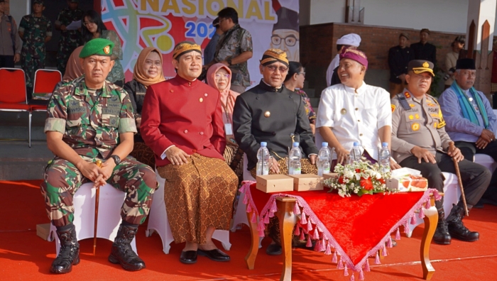 Forkopimda Boyolali Peringati Hari Pendidikan Nasional di Alun Alun Kidul