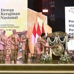 Ibu Iriana Jokowi dan Anggota OASE KIM Hadiri Peringatan HUT Ke-44 Dekranas