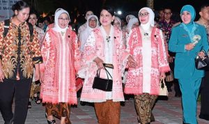 Ibu Iriana Jokowi  Hadiri Puncak Peringatan HKG PKK Ke-52 di Kota Surakarta