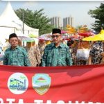 Sekda Kota Tasikmalaya Ikuti Pawai Ta'aruf MTQ Ke-38 Tingkat Provinsi Jawa Barat Tahun 2024