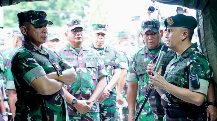 Panglima TNI Cek Kesiapan Rumah Sakit Lapangan Satuan Tugas Yang Akan Diberangkatkan ke Palestina