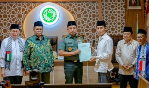 ---- 1.jpg1.jpg-.jpg1.jpg- Panglima TNI Kunjungan ke MUI Bahas Masalah Keagamaan dan Palestina