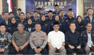 ---- -1-crop.jpg-.jpg- Sekda Kota Tasikmalaya Hadiri Pelantikan Karang Taruna Kecamatan Cibeureum Masa Bakti 2024-2029