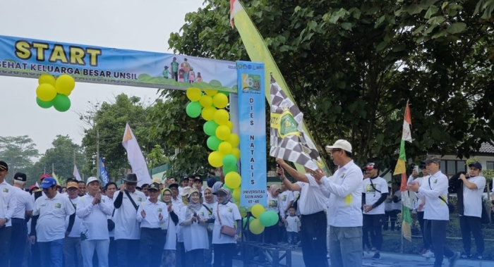 Sekretaris Daerah Kota Tasikmalaya Hadiri dan Melepas Peserta Kegiatan Jalan Sehat Dalam Rangka Dies Natalis Ke-46 Universitas Siliwangi