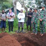 Prajurit Si'mbisa Bantu Proses Pemakaman Jenazah Warga di Wilayah Assue Papua Selatan