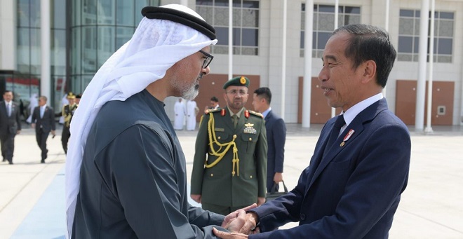 Presiden Jokowi Tiba di Jakarta Usai Kunjungan Kenegaraan ke Abu Dhabi