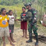 Door-to-Door Social Services In Bilogai, TNI Task Forces Welcomed With Enthusiasm By The Residents