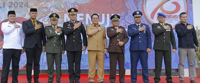 Bupati Ade Sugianto Hadiri Upacara Hari Bhayangkara Ke-78 Polres Tasikmalaya