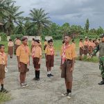 Satgas Yonif 122/TS Ajarkan Baris Berbaris Siswa SMP Negeri 5 Arso Papua