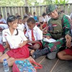 Siswa Sekolah Rimba Mumugu Sambut Gembira Hari Pertama Pasca TNI Rehab Sekolah