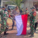 Satgas Yonzipur 5/ABW Serentak Kibarkan Bendera Merah Putih di Perbatasan