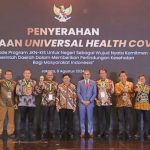 Pj. Bupati OKI Dianugerahi UHC Award 2024 Karena Cover 97 % Warganya Lewat JKN-Kes