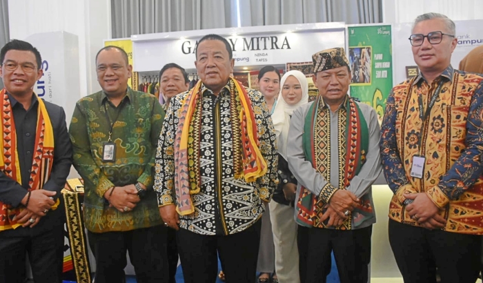 Bupati Lampung Timur M Dawam Rahardjo Menghadiri Acara Pembukaan Lampung Craft 2024