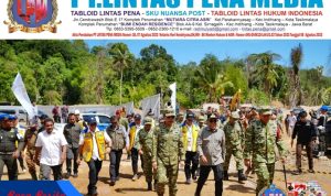 -- 1 foto berita1-01---2----0----1-------